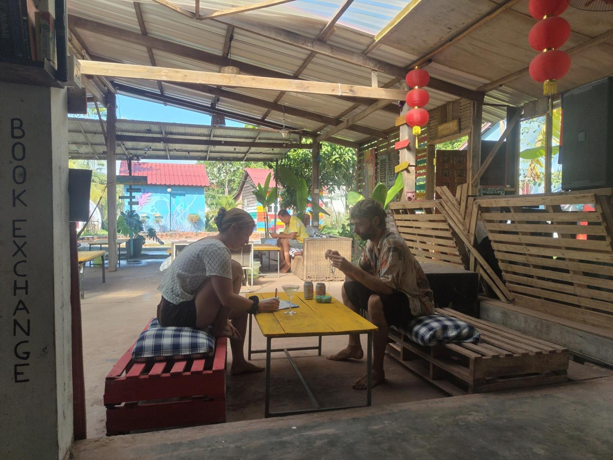 The Bear Bungalow Kampot Exterior photo