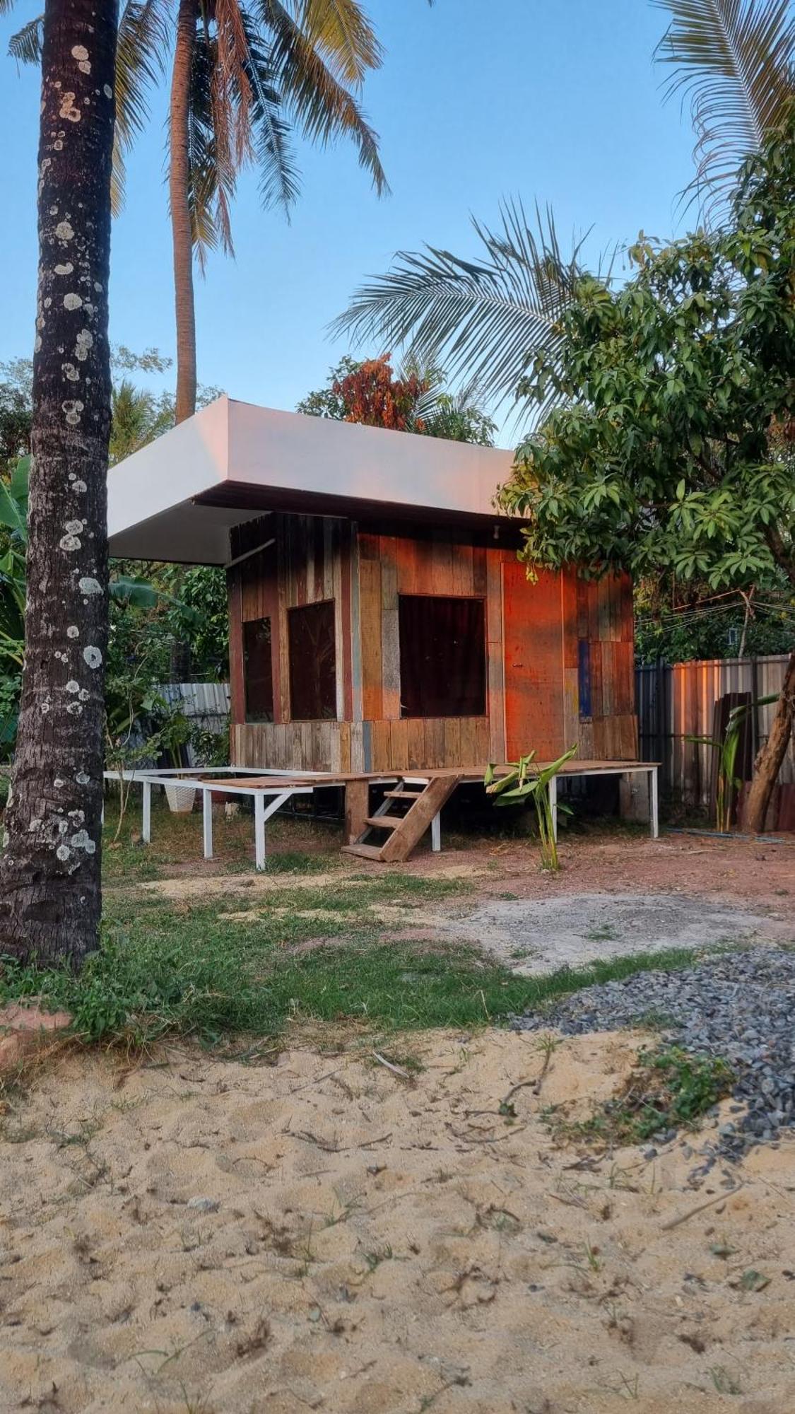 The Bear Bungalow Kampot Exterior photo